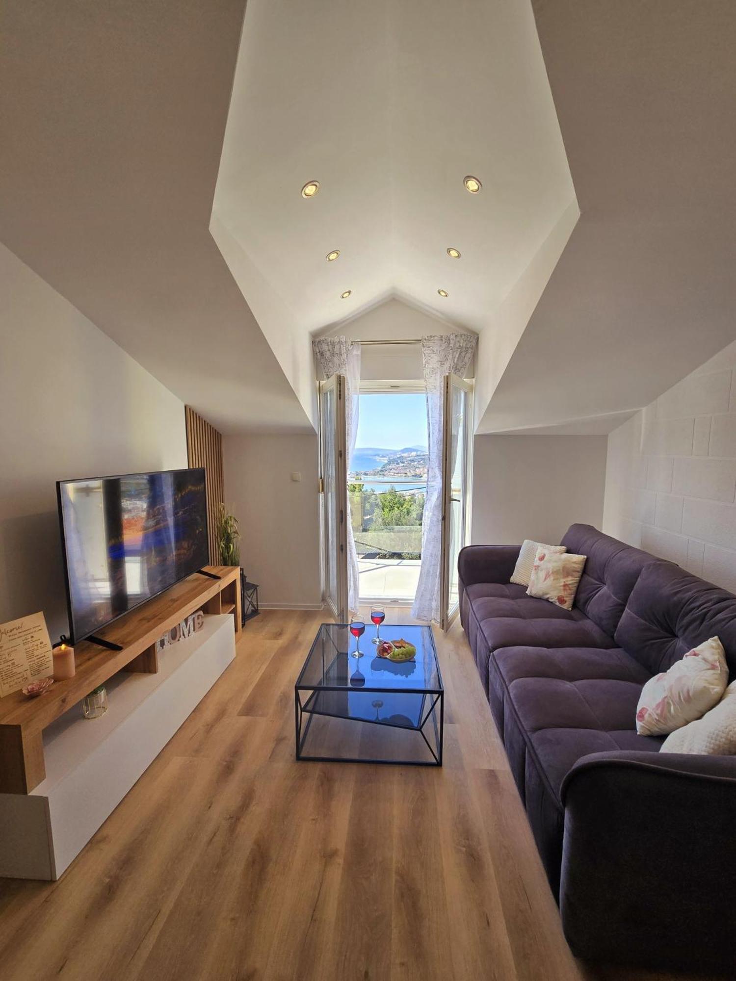 Villa Matanovi Dvori Podstrana Bagian luar foto